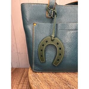Western Purse Charm Lucky Horseshoe Bag Charm Army Green Keychain Flair NEW